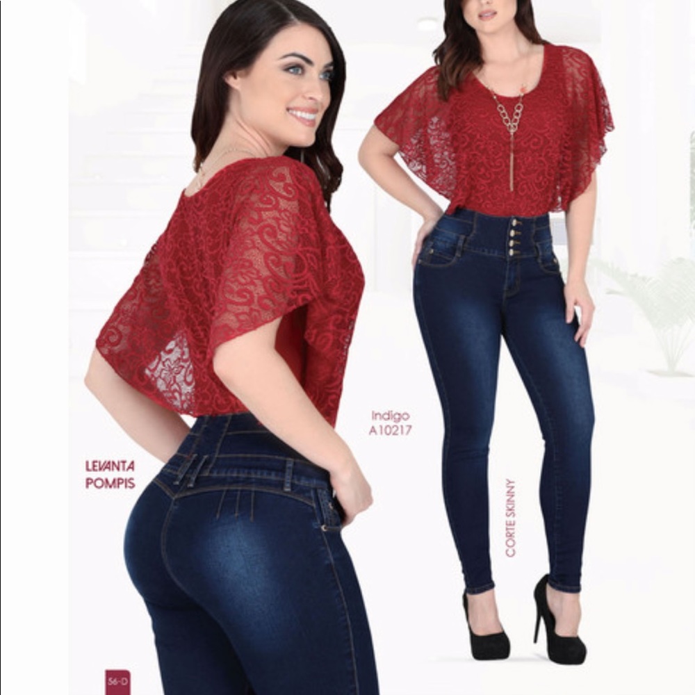 High waisted Butt lifting Jeans 👖